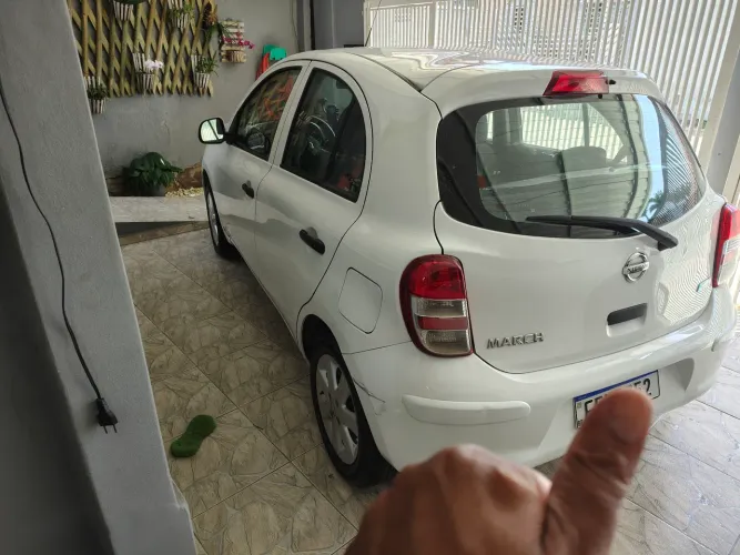 Nissan March S 1.0 16V Flex Fuel 5P 2013