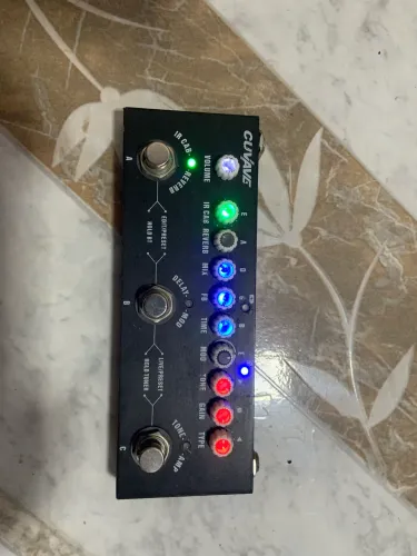Pedal Cuvave p/ guitarra troco por violão eletrico