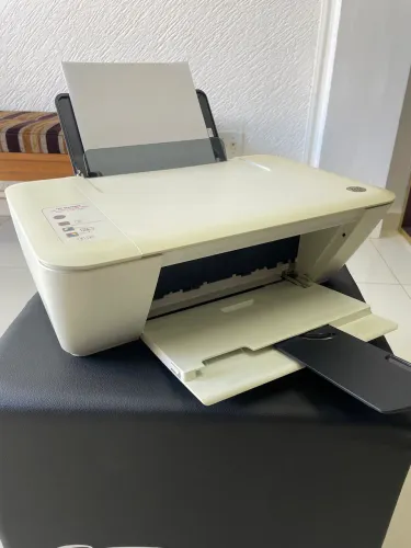 Vendo Impressora Hp Deskjet 1516 com Kit de Recarga de Cartucho