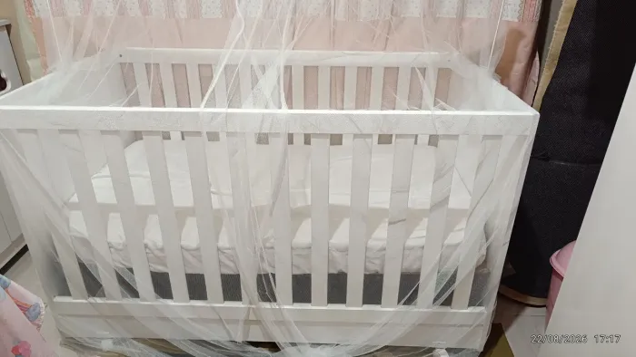 Berço semi novo colchão(usado)+ suporte mosquiteiro 