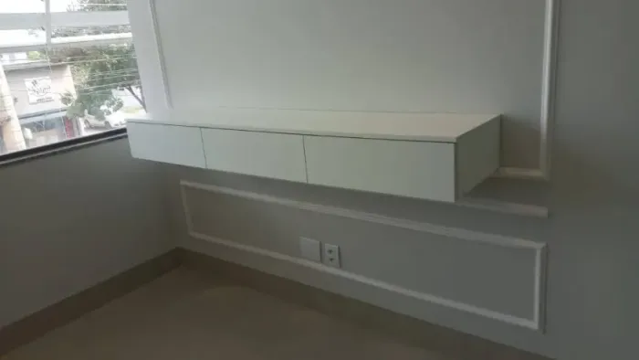 BANCADA CM 3 GAVETAS SENDO 1 CM REPARTIÇÃO MDF NOVO