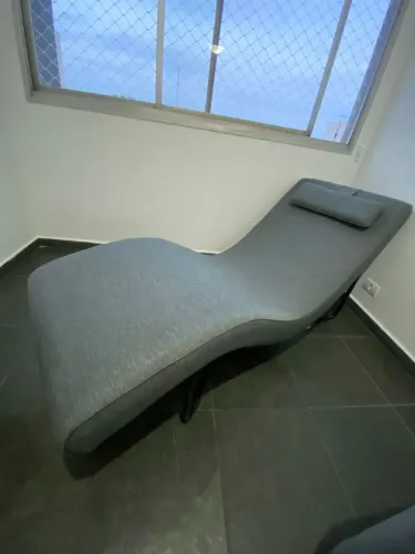 Vendo Chaise pouco uso
