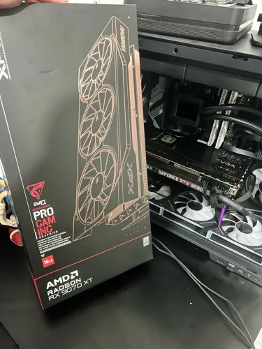 Rtx 9070xt 16gb lacrada