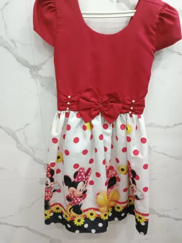 Vestido de festa da Minnie ?