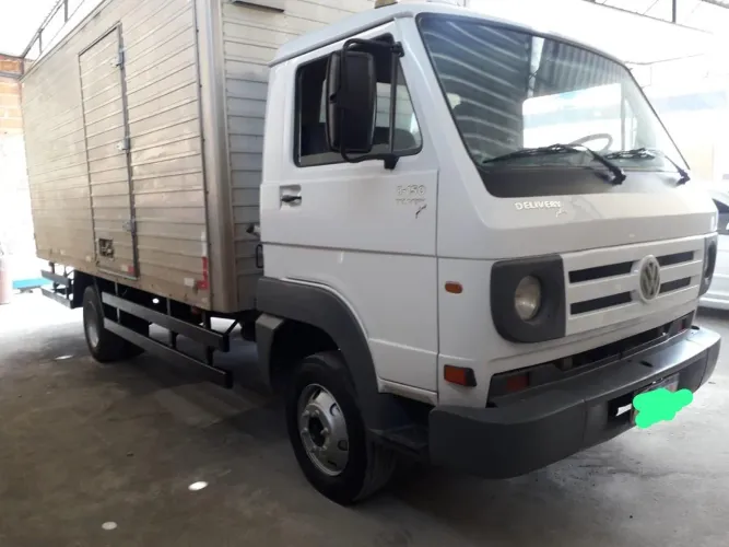 Volkswagen Delivery - 8-150 - 2009