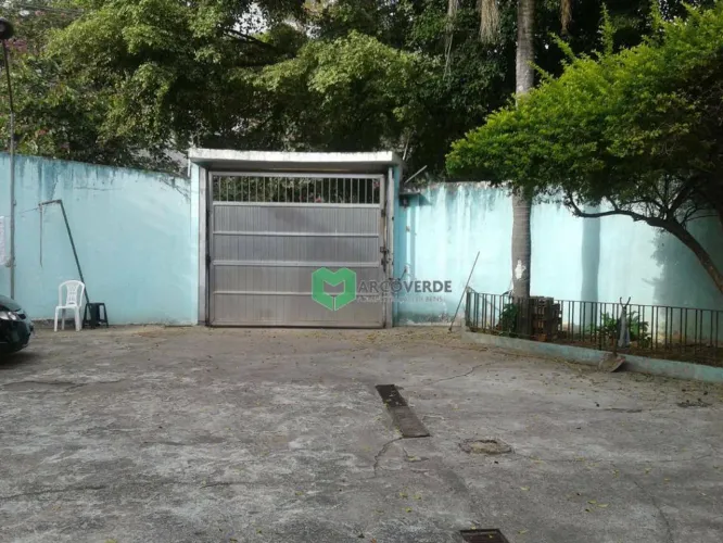 EXCELENTE PONTO COMERCIAL DE ESQUINA PARA SUA EMPRESA- VILA ANDRADE A 1 KM DA ESTAÇÃO LILÁ
