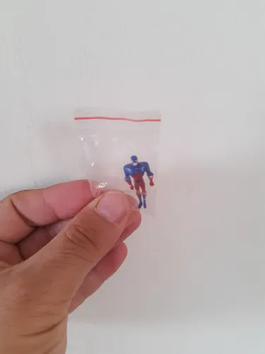 Figura átomo liga da justiça 03 cm