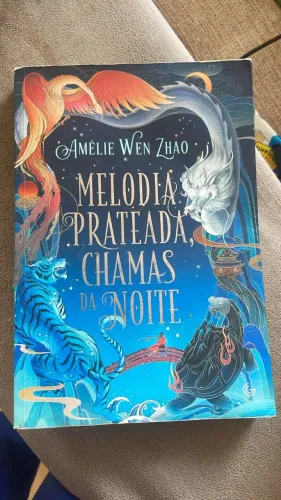 LIVRO : MELODIA PRATEADA CHAMAS DA NOITE