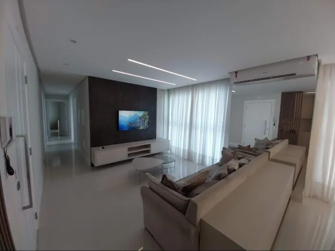 Eleganza Tower - Sofisticação e Vista Deslumbrante em Balneário Camboriú