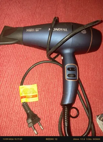 Secador Mondial semi novo pra vender preço bom 300rs