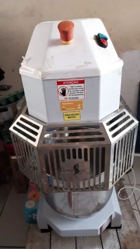 Batedeira industrial Venâncio 18L