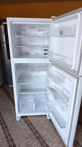 Vendo geladeira fros free