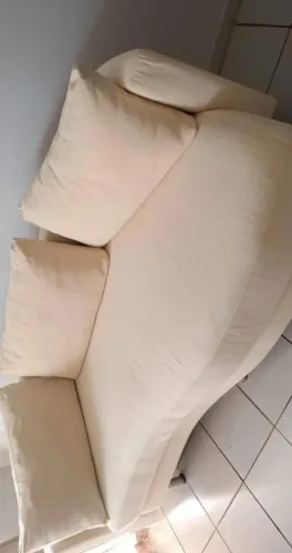 Sofá Divã 2,10 300,00 ESTOFADO MACIO ACONCHECANTE.