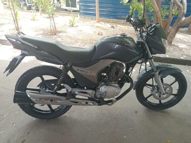 Titan es 150