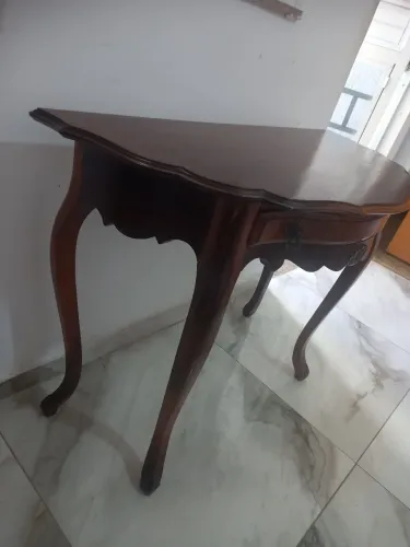 Mesa em madeira chipandelle