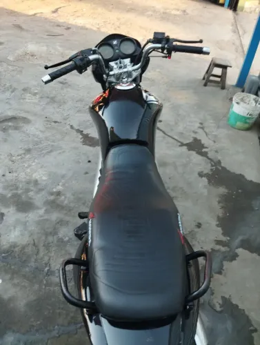 Moto em perfeito estado