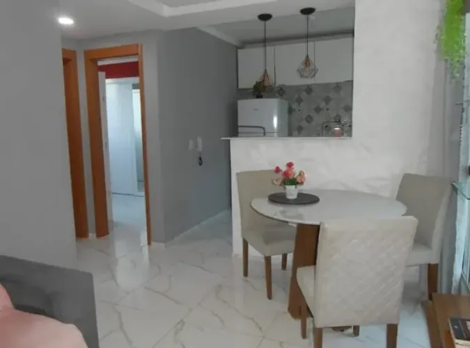 Apartamento em Vista Alegre, 2 quartos.