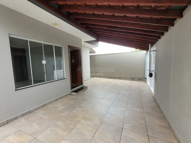 Locação de Casas / Padrão na cidade de Araraquara