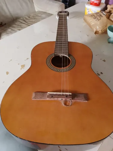 Vendo violão