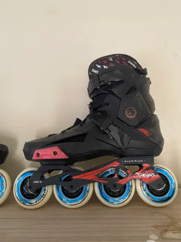 PATINS TRAXART REVOLT