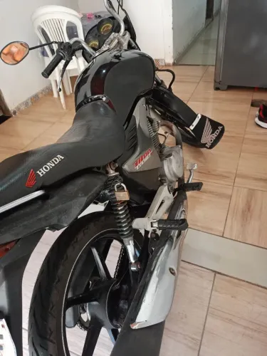 Vendo moto tintan 150
