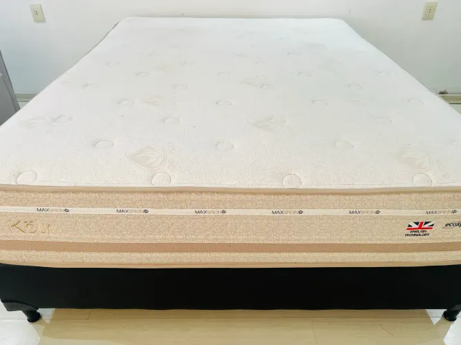 Cama box queen