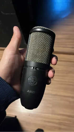 Microfone Akg