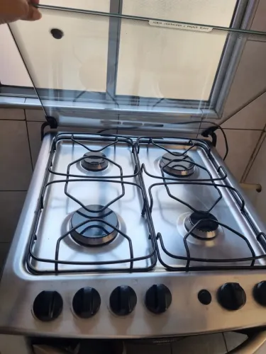Fogão eletrolux com 2 fornos novinho