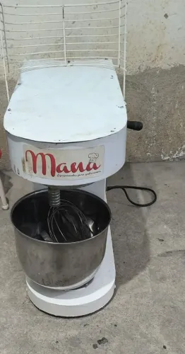 Batedeira industrial 12 kg 
