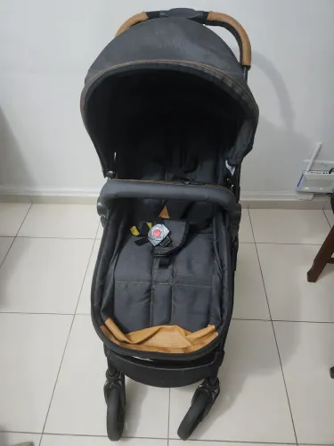 Vendo carrinho de bebe 3 em 1