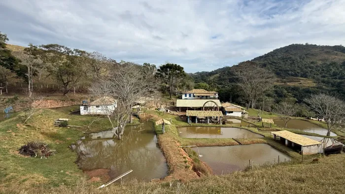 Fazenda riquíssima em água