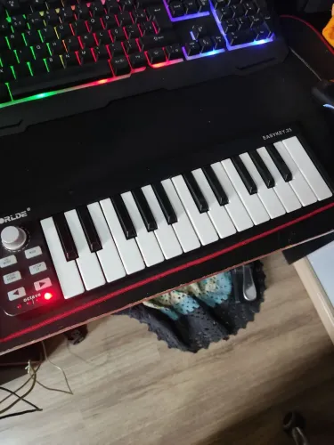 Controlador Midi Worde 25