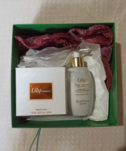 Kit Lily Lumière O Boticário Eau de Parfum 75 mL + Creme de Banho Acetinado 250 mL