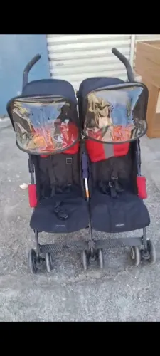 CARRINHO DE BEBÊ DE GÊMEOS