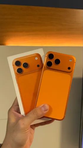 iPhone 17 Pro Max Cosmic Orange 256GB, Novo (sem uso), com Garantia Apple até Outubro