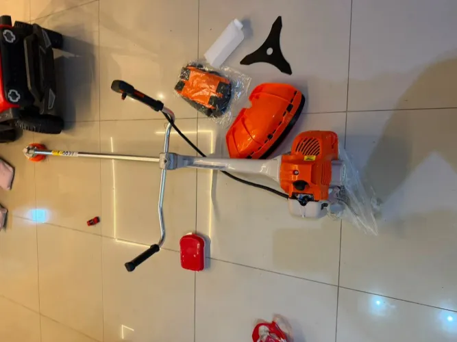*Roçadeira Stihl FS 380 2t nunca usada 