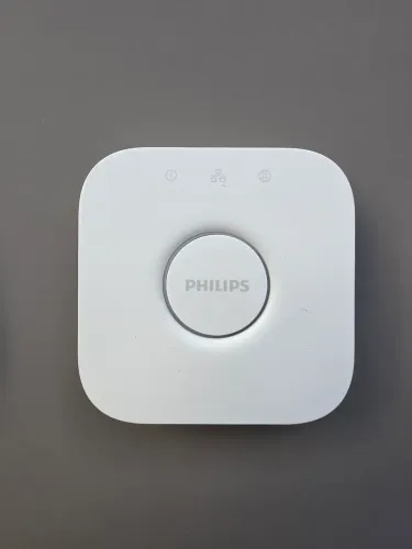 Hue Bridge Nova