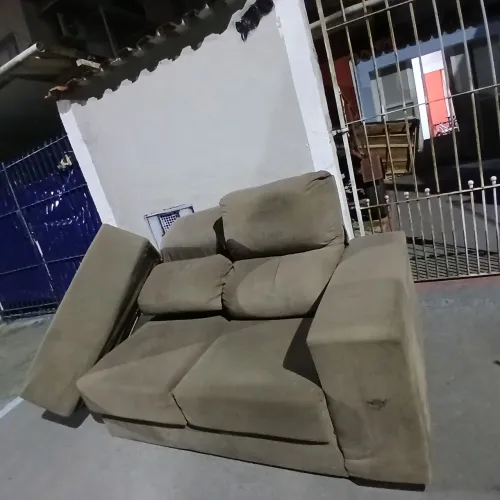 Sofá retrátil sede 2lugares oportunidade só $250 retirar urgente!!!!