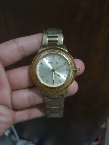Relógio technos só por a bateria e ser feliz , original