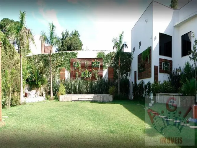 Excelente prédio comercial multiuso para venda em Santana com 1200m2.