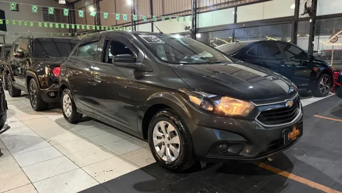 Chevrolet Onix Hatch LT 1.0 8V Flex Mec. 4P 2018