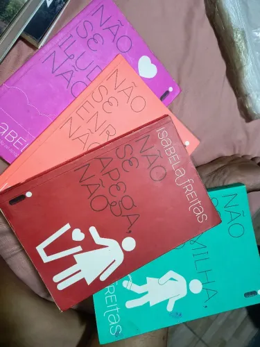 Coleção Completa Isabela Freitas (4 Livros) - Não Se Apega, Não / Iluda / Enrola / Humilha