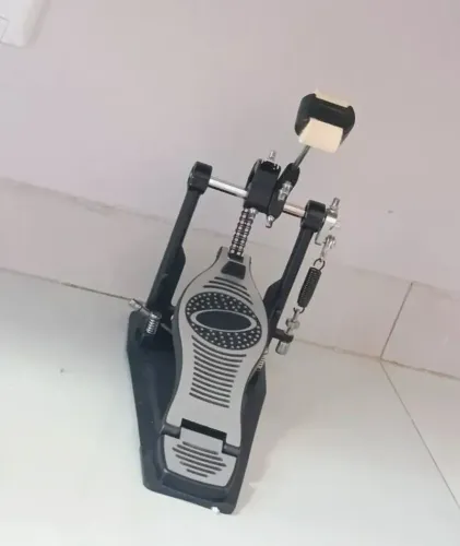 Pedal bateria novo 