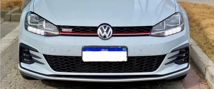 Farol do Golf Gti original disponível