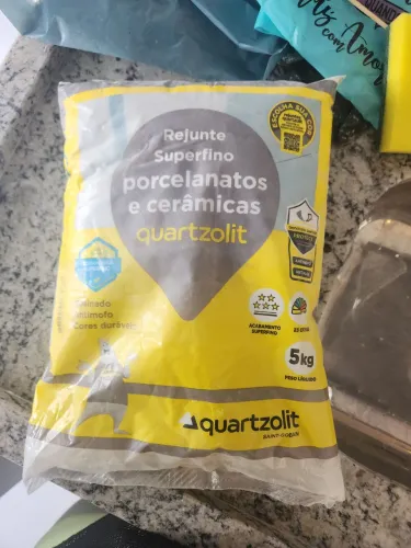 Repasse novo embalado rejunte quartzolit