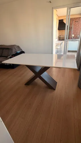 Mesa com 4 cadeiras