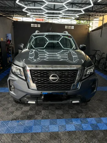 Nissan Frontier XE CD 4X4 2.3 Bi-TB Diesel Aut. 2024