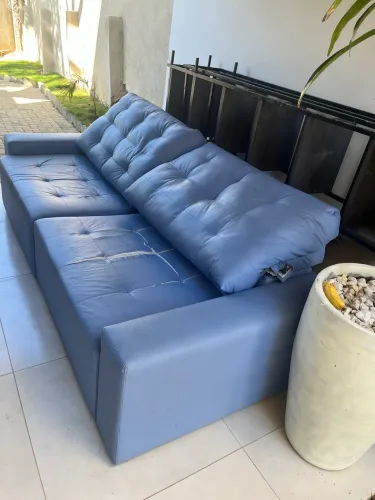 Sofá retrátil de couro