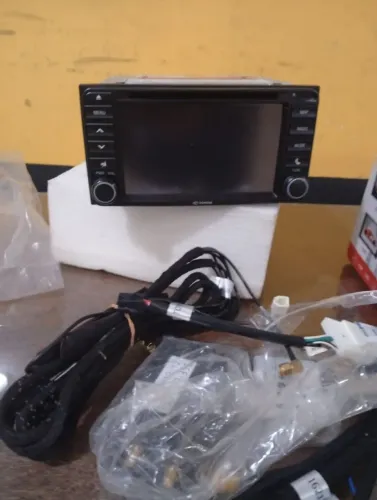 Peças e acessórios automotivos 