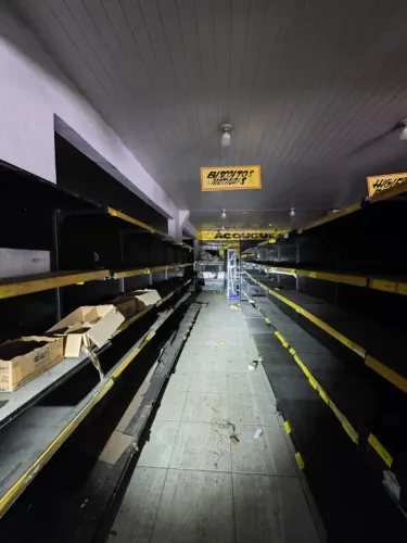 LOJA AMPLA, ADAPTADA PARA MERCADO- ITAIPU